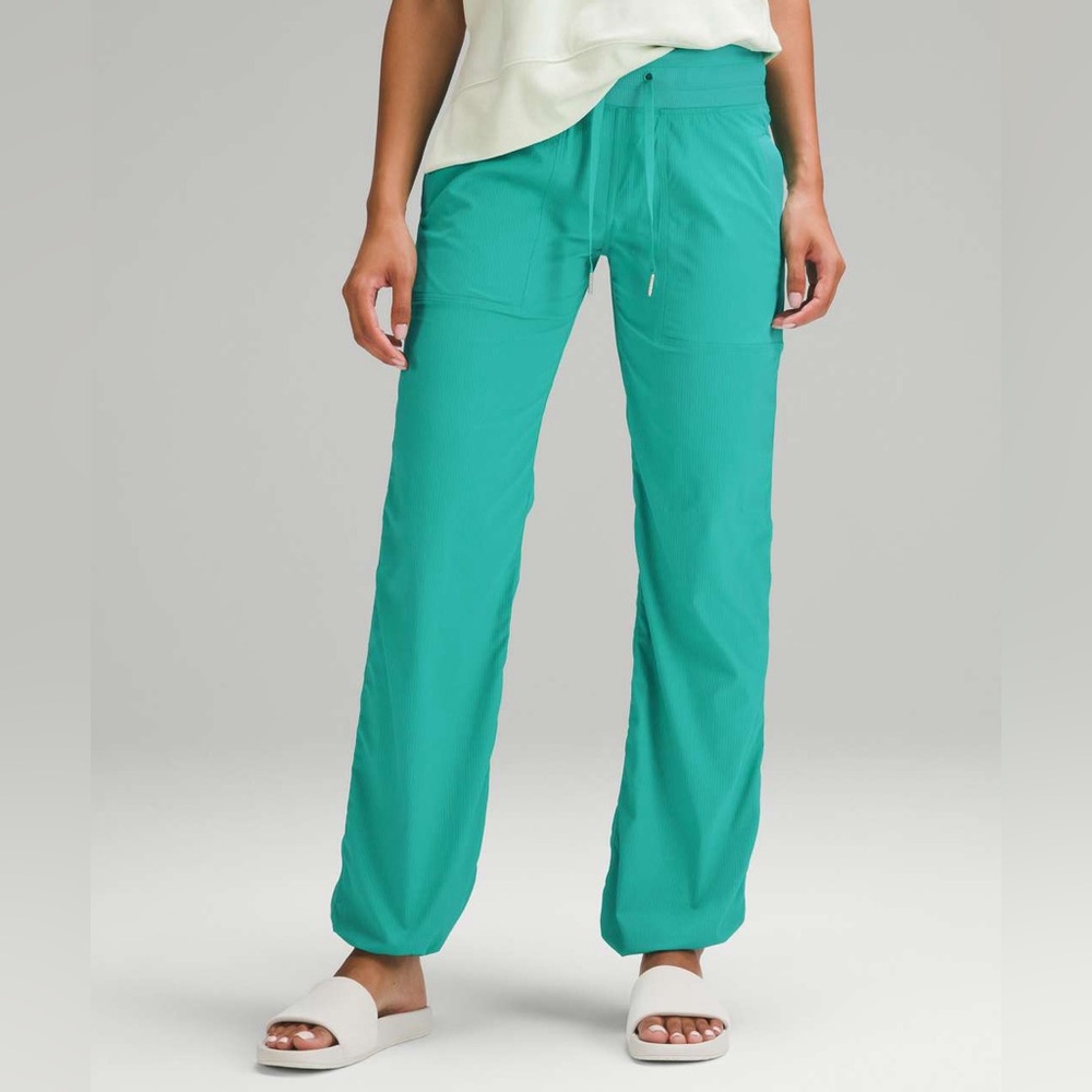 Lululemon Dance Studio - Kelly Green